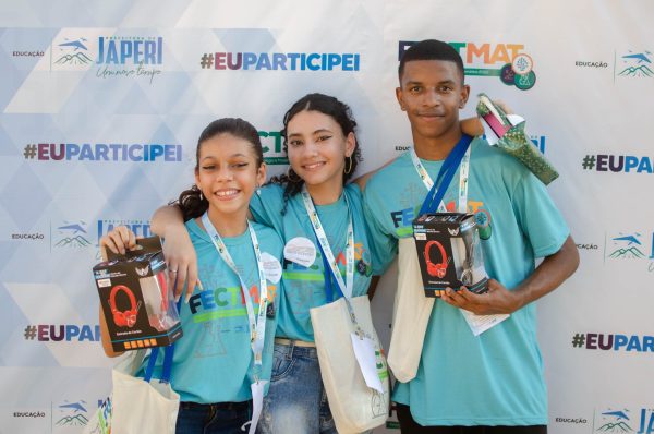 Feira de Tecnologia reúne dezenas de estudantes no Paço municipal em Japeri