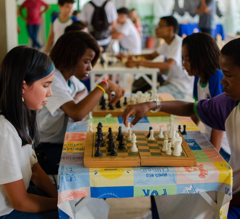CIEP 401 promove primeiro torneio escolar de xadrez