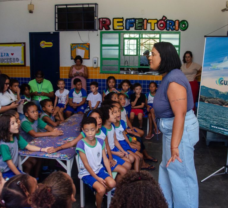 Alunos da E.M Teófilo Cunha participam de projeto de educação ambiental   