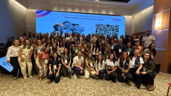 Profissionais de Japeri participam de capacitação nacional para implantação do Implanon no SUS