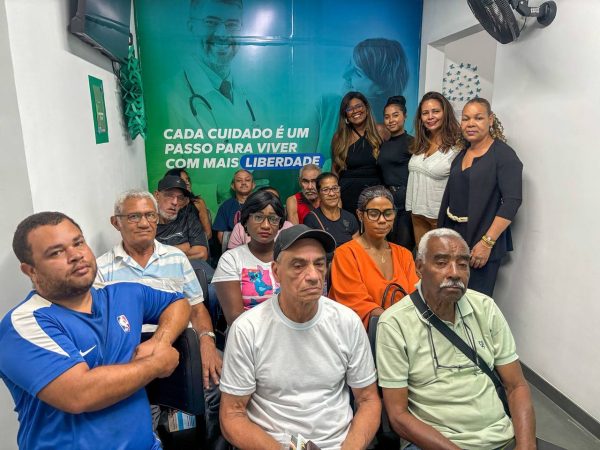 Polo de Estomia de Japeri promove roda de conversa e reforça acolhimento aos pacientes